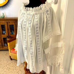 POL Anthropologie New White Bohemian Romantic White Lace & Tassels Top! Medium